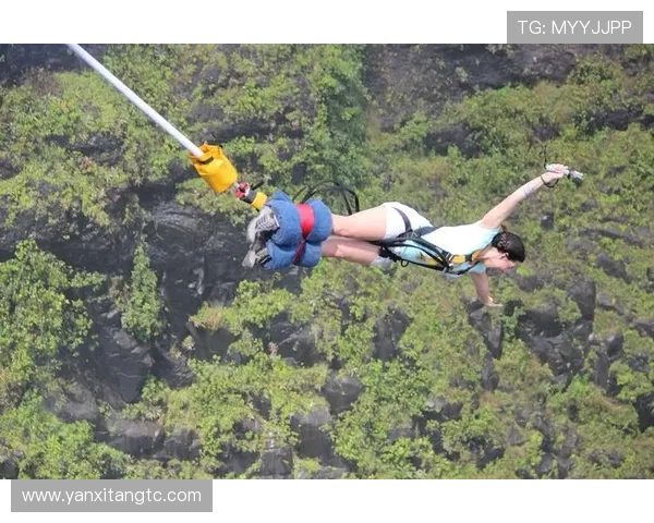 深圳极限运动队心理素质探讨：挑战极限背后的心灵力量与团队协作