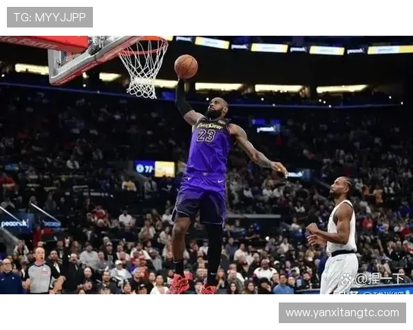 湖人对阵凯尔特人历史经典对决揭示两队激烈竞争与篮球传承 湖人对阵凯尔特人历史经典对决揭示两队激烈竞争与篮球传承