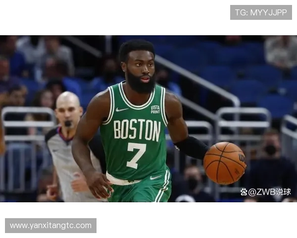 杰伦布朗如何在NBA赛场上展现领导力与卓越表现